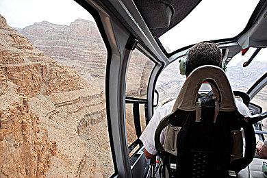 回合制策略冒险游戏《征服之歌》销量突破50万 首个DLC今年秋季发售